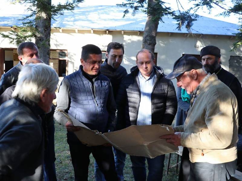 ღია შეხვედრები მოსახლეობასთან გრძელდება